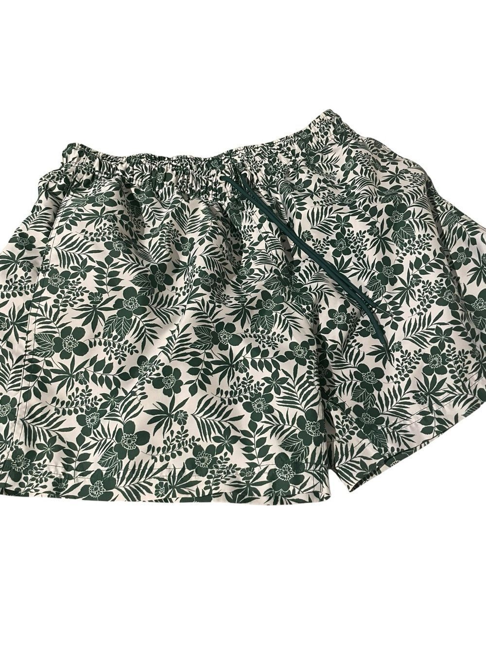 Nautica size large Green Floral Elastic Waist Swim Trunks like new